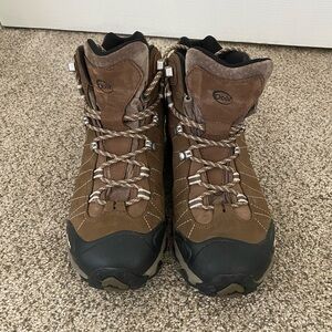 Oboz women’s hiking boots